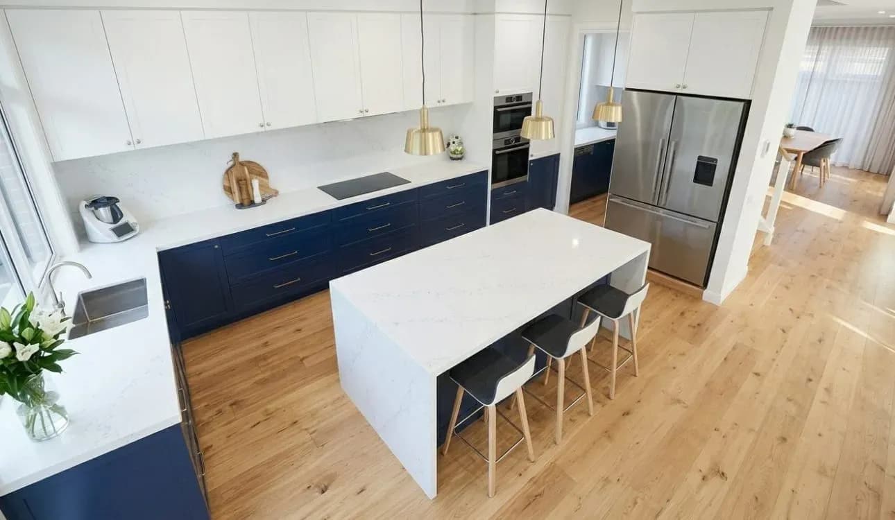 Custom Kitchen Cabinets